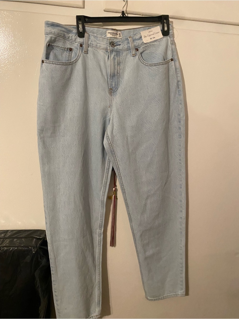 Abercrombie & Fitch Light Wash Low Rise Straight-Leg Jeans